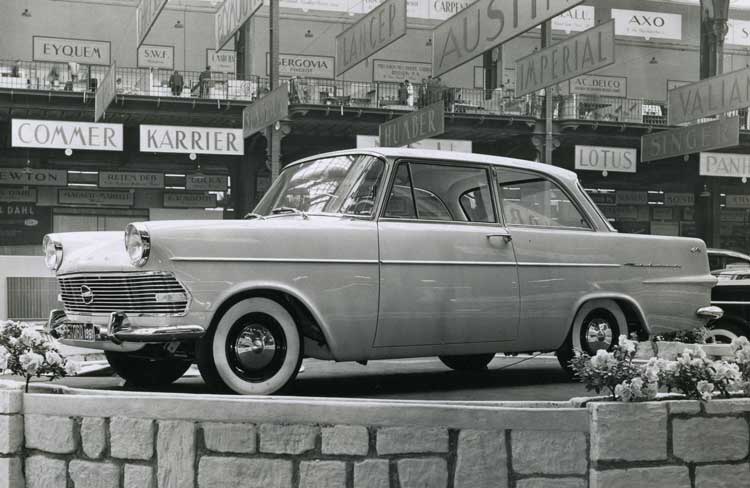 A new Rekord was briefly offered in 1962 before imports ceased