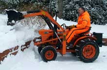 Dennis David on Kubota B7100